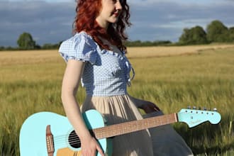 be your female vocalist for deep progressive house music and melodic house