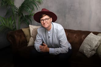 be your personal branding studio photographer in costa rica