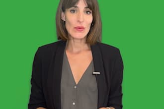 teach spanish according to the students needs