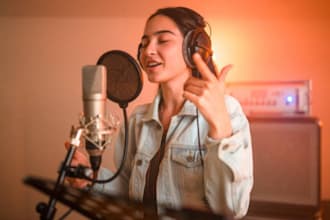 create custom rock or acoustic guitar melodies for your song