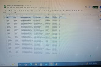 use linkedin lead generation for emails finding