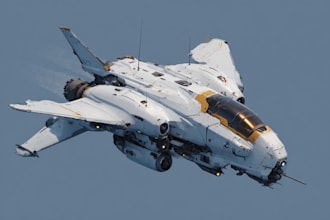 draw high quality spaceship concept