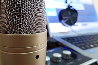 voz en off profesional voice over calido y versatil