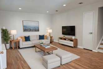 do quick realistic virtual real estate staging for you