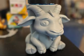 create or customize simple 3d models in tinkercad
