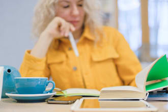 write on linguistics, english literature,essay, novel and film analysis