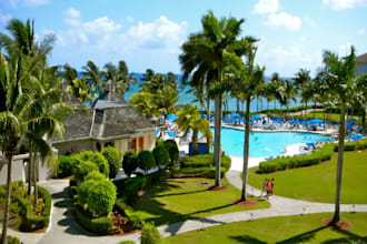 offer you booking help and advice for accommodations in Jamaica