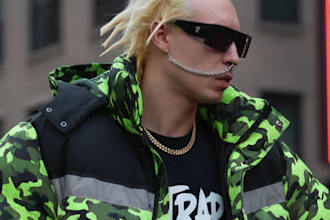 do a rap verse , trap verse