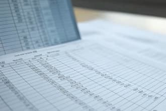 do professional excel data analysis, cleaning and reporting