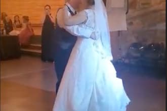 create your elegant first dance wedding choreography