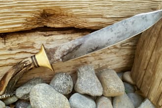 forge a custom knife