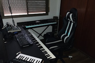 record keyboards, pianos, synthesizers, and orchestrations