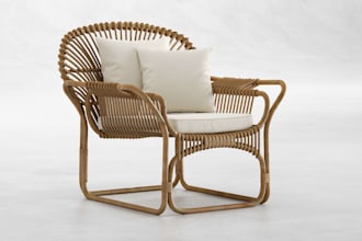 create a 3d model of a chair