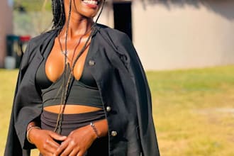 be your female photo and video model