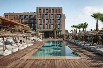 reconstruct real estate property, contemporary realistic hotel, house 360 video