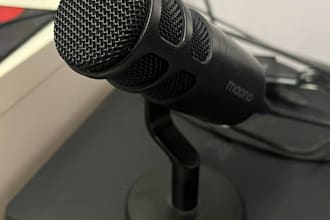 be your multilingual male voice actor