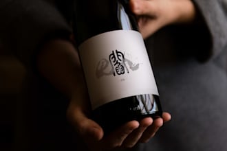 design something with traditional japanese calligraphy