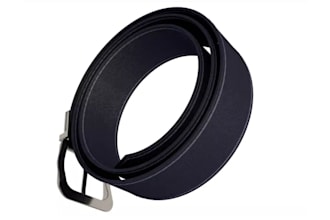 do a custom 3d models of leather belts, chain designs, and buckles