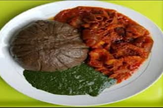 do eba and egusi with gbegiri