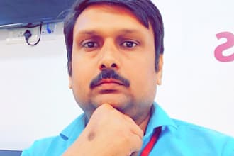 do accurate hindi typing and english to hindi translation