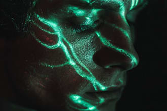 make stunning sci fi portrait art
