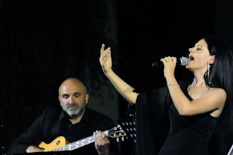 perform live jazz and modern music for events, club and festivals
