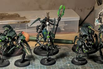 build and paint warhammer miniatures