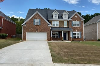 take real estate photos to highlight your property