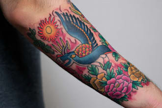 make old school style tattoo design
