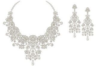 draw a beautiful fashion jewelry design sketch