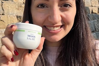 make product pictures for your brand