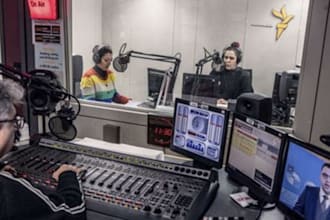submit and promote your song to 500 top european radio stations