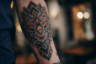 make a traditional or neo traditional oldschool tattoo
