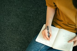 write quality literature,essay, rhetorical analysis, drama, novel analysis