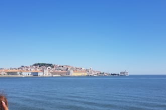 support portuguese immigrants with dutch bureaucracy