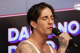 be your male vocalist for glam rock, alternative rock, hard rock and funk rock