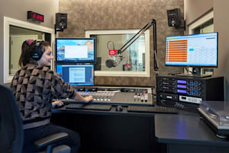 promote your song on top 10k college radio station and online radio station