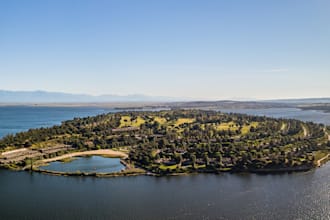 reate high quality drone photography and cinematic aerial video across spain