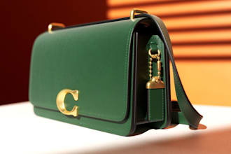 do realistic 3d bag design, handbag, backpack, product rendering