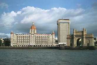 be your local guide and social companion in mumbai