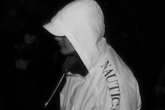 write unique spanish rap or trap lyrics for your song