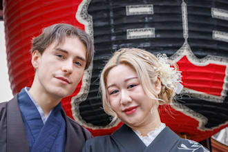 create a quiet tokyo photoshoot no posing natural candid moments