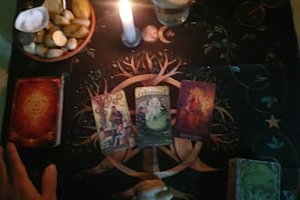 intuitive tarot reader spiritual messages and energy healing