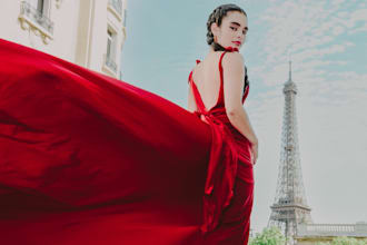 do an elegant photoshoot in paris