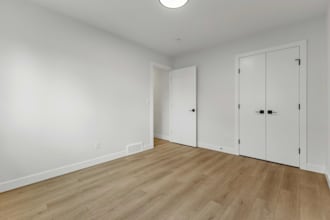 do object removal, photo cleanup and retouching