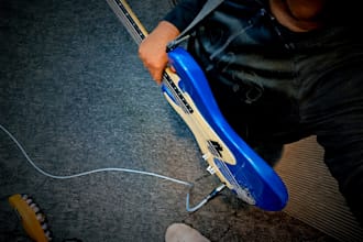 record melodic bass for your ballad, soul, and pop track
