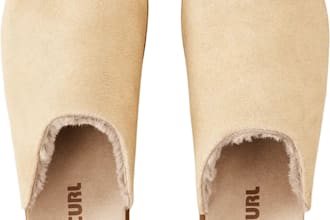 design 3d shoe footwear sneakers shoe tech pack design mockup slides heels