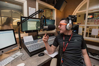 send your song to 500 targeted worldwide college radio stations for promotion