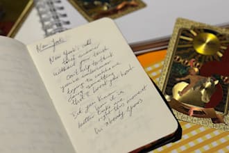 do tarot and pendulum readings to help a girly out