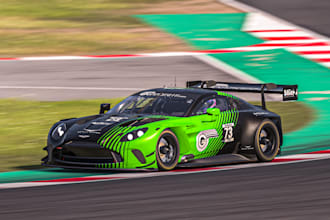 create custom car and helmet liveries in iracing